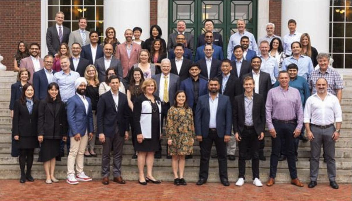 参加 GIA 与哈佛商学院联合举办的 Global Leadership Program(2019)