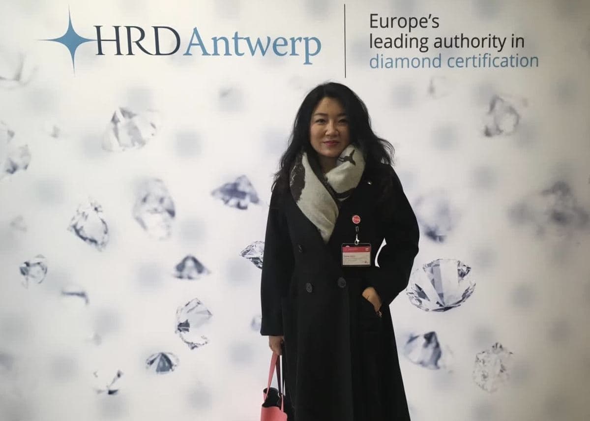 以常务理事身份出席 HRD Antwerp,欧洲钻石鉴定最高权威机构